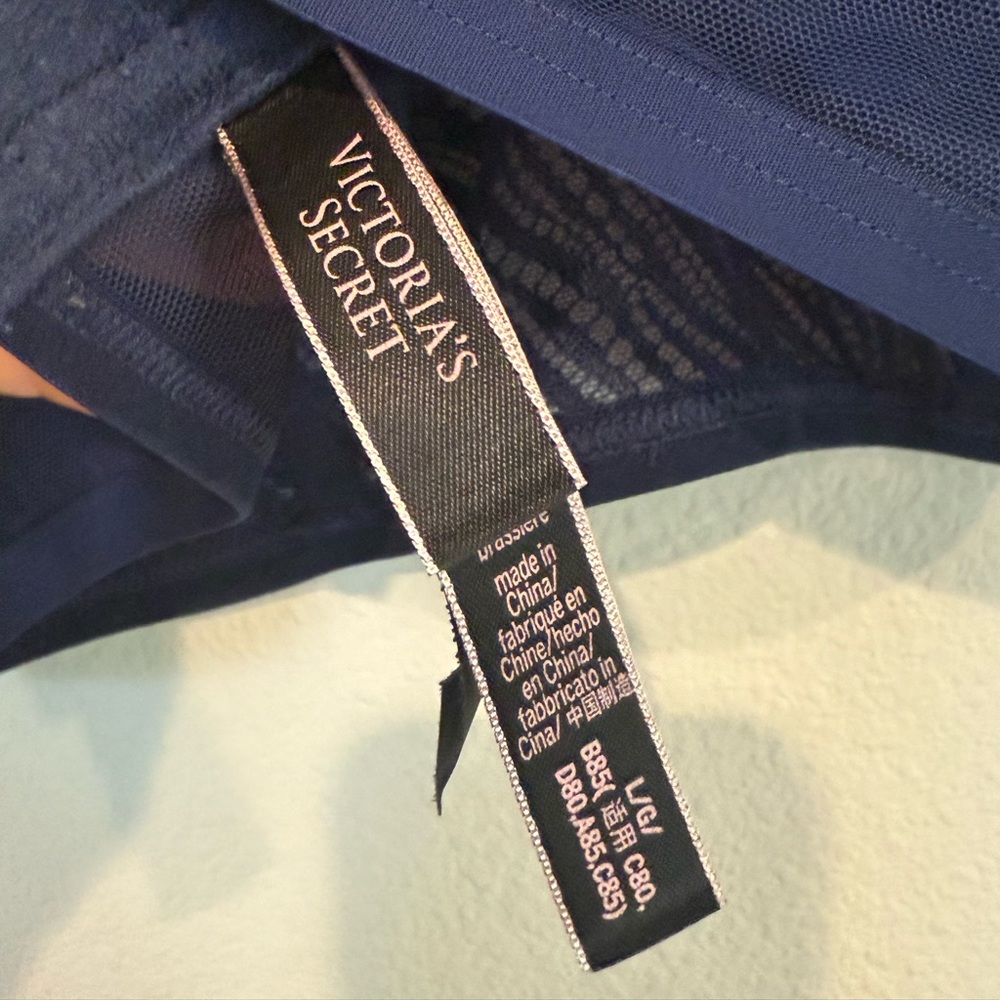 Victoria’s Secret Elegant Lace‎ Bralette in Navy Blue Womens Sz L - Picture 3 of 3